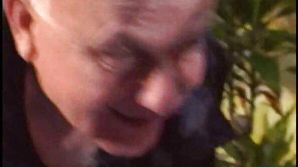 Sohn, pornobilder von älteren frauen du hast so einen schönen Schwanz, kann ich ihn lutschen?
