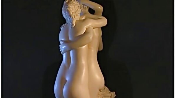 Ich kann einer Schokoladenhalbschwester mit reife schlampen porn saftigen Titten nicht widerstehen