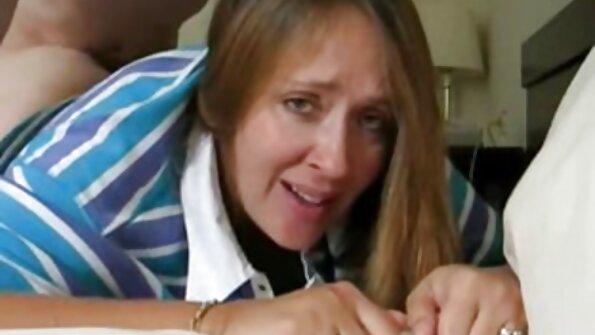 Gebräunte Schwester fickt Krebs sexfilme ältere mit Halbbruder, der sich in den Ferien küsst